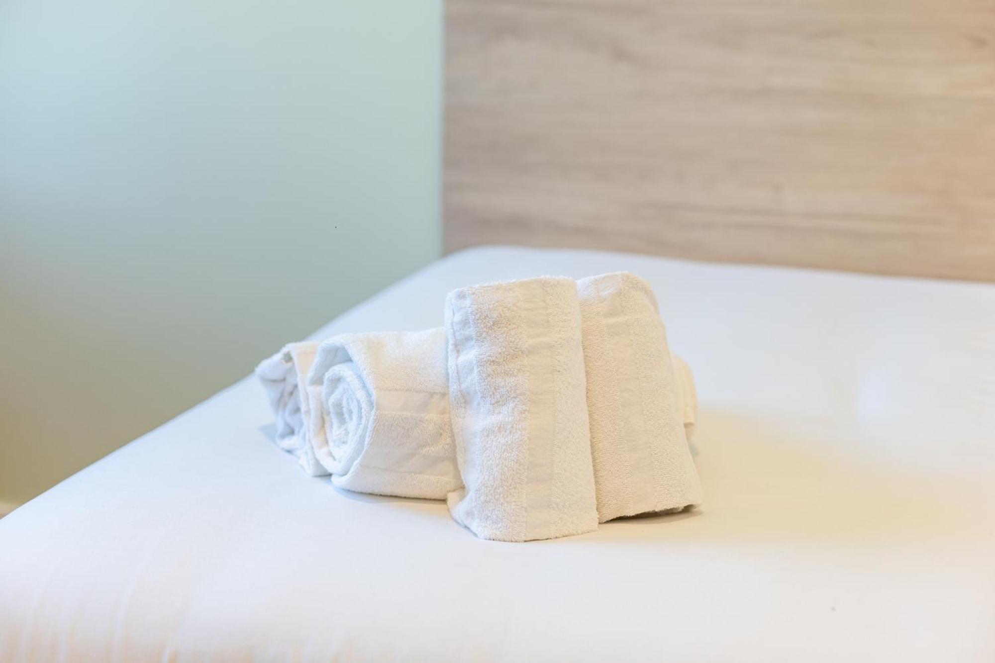 Hotel Nido Malvarrosa Valence Chambre photo